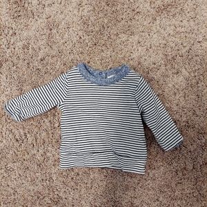 ⭐3/$10 Baby GAP Shirt